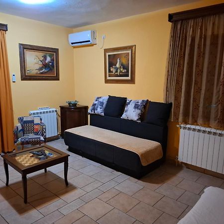 Sole Apartments Kotor Luaran gambar
