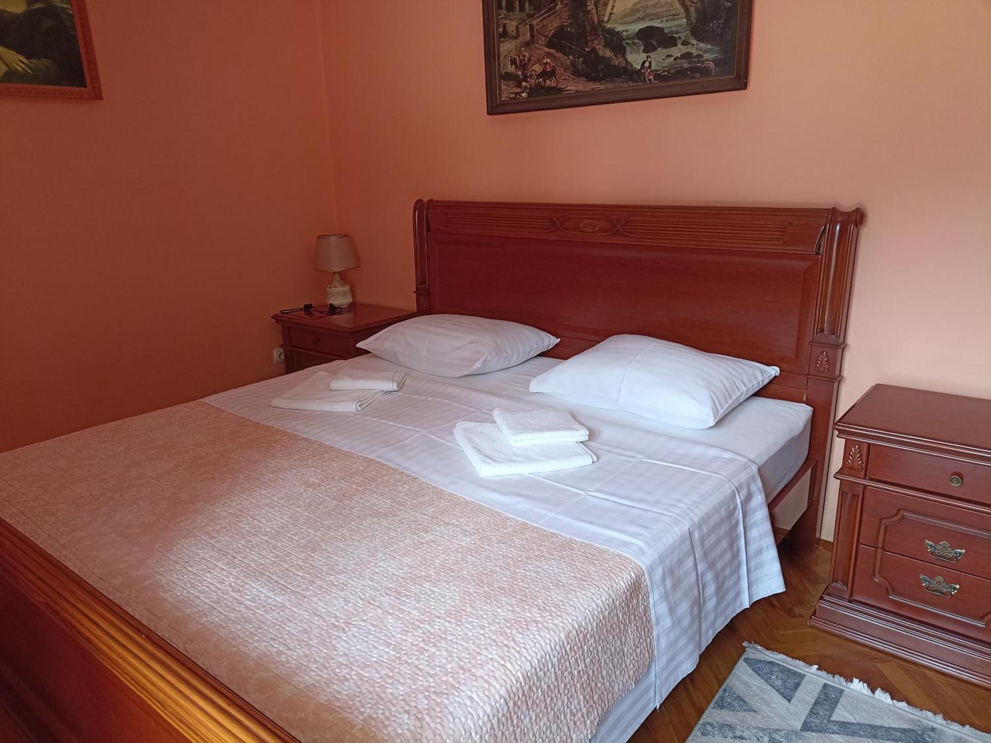 Sole Apartments Kotor Luaran gambar
